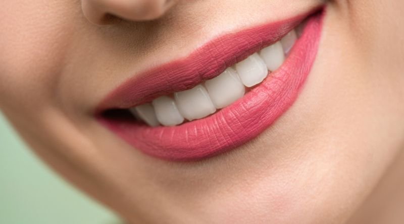 How to Keep Your Teeth Healthy For Your Lifetime